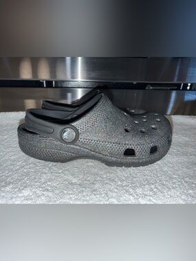 CROCS Black Glitter Foam Clogs Size Girls 12